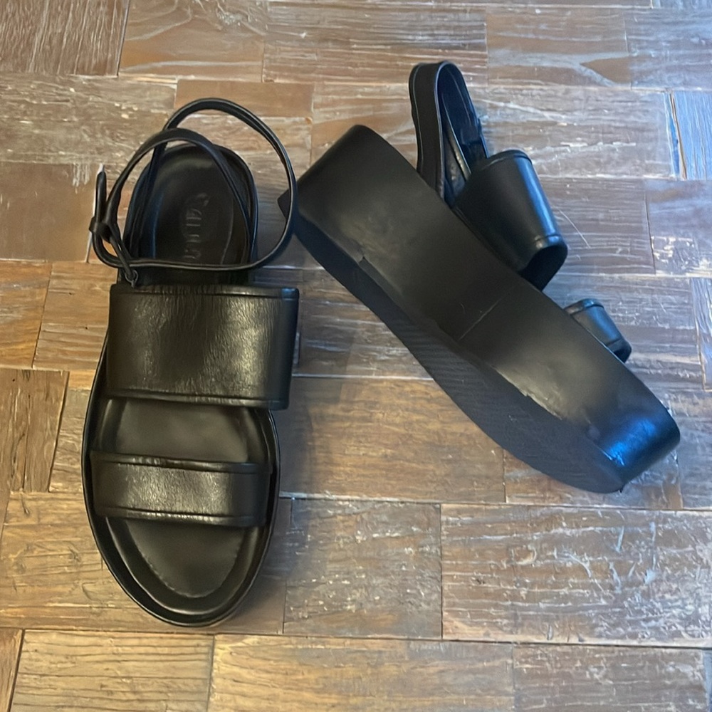 Vince Leather Platform Ankle Strap Sandals🖤